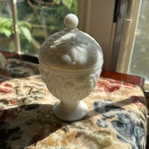 Vintage Avon white floral egg-shaped milk glass candy dish w/repair on lid